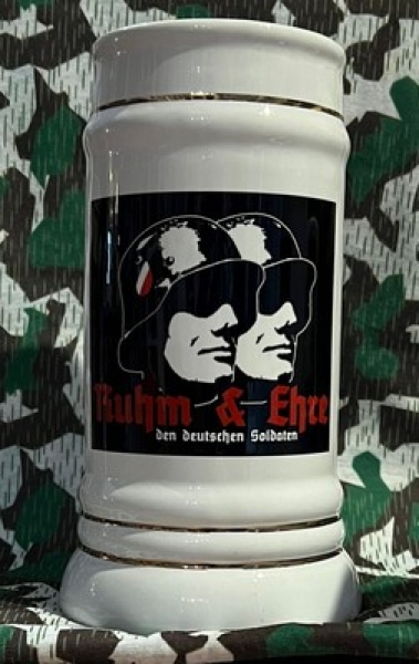 Bierkrug mit Goldlinien - Ruhm und Ehre - Motiv 2 Bierkrug mit Goldlinien - Ruhm und Ehre - Motiv 2