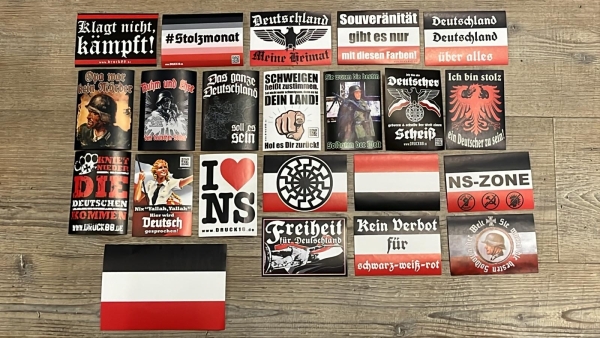 Aktivisten Paket - DEUTSCHLAND - 200 Stück + Schal Wintersturm Aktivisten Paket - DEUTSCHLAND - 200 Stück + Schal Wintersturm