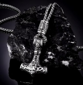 Halskette - Thors Hammer - mit Rune - silber/silber Optik Halskette - Thors Hammer - mit Rune - silber/silber Optik